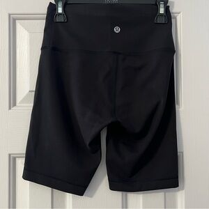 lululemon Wunder Train high rise shorts 6”